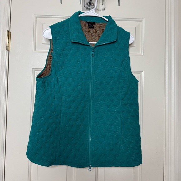 Nomadic Traders Jackets & Blazers - Quilted Sleeveless Vest, medium